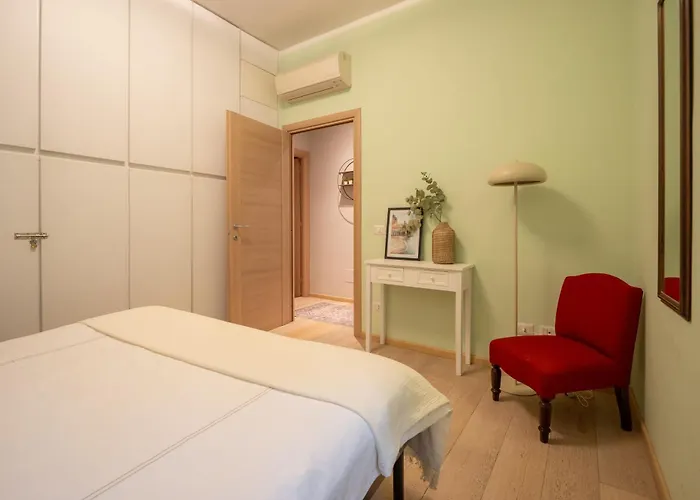 Dng House - Vatican Collection 80 Square * רומא