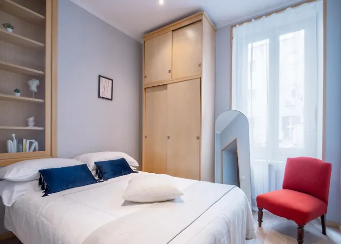 Dng House - Vatican Collection 80 Square
